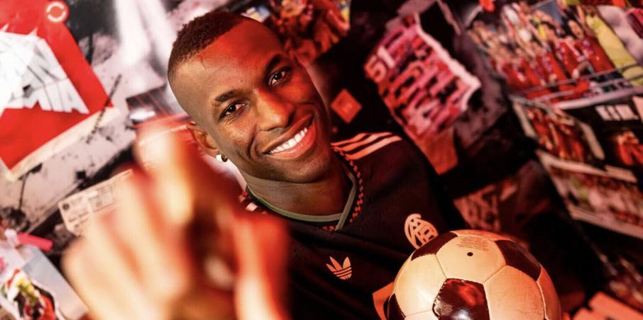 雅克松:我非常高兴能加盟拜仁;在切尔西留下了很多回忆